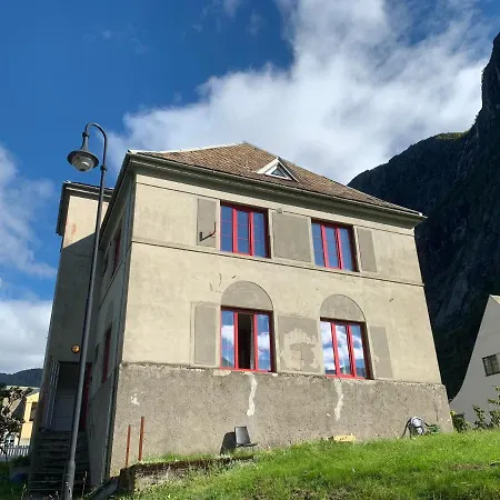 Fjordshelter Dorm