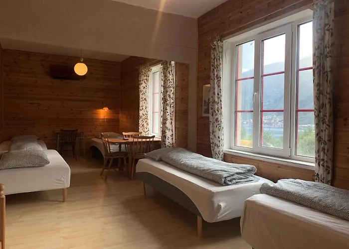 Fjordshelter Dorm Albergue *